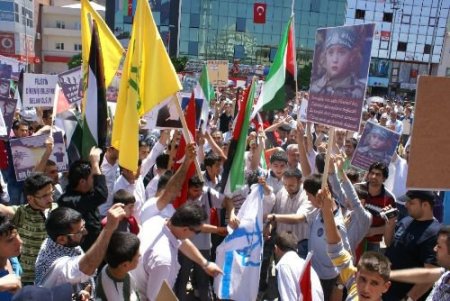 Iğdır'da Sivil Toplum Örgütleri İsrail'i Protesto Etti