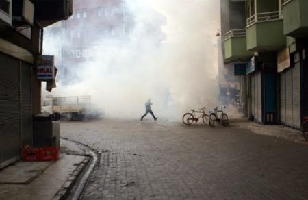 Iğdır'da Terör Örgütü Yandaşlarının İzinsiz Gösterisinde 38 Gözaltı