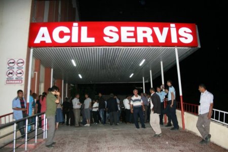 Iğdır’da yol kesen teröristler, bir TIR'ı yakıp 3 kişiyi yaraladı