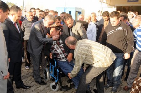 İGM, cezaevinde yatan hükümlüye akülü tekerlekli sandalye hediye etti