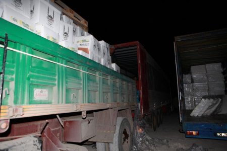 İHH, Suriye'nin Tel Abyad şehrine çadırkent kuruyor