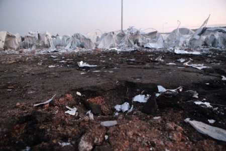 İHH tarafından kurulan çadırkente bomba isabet etti