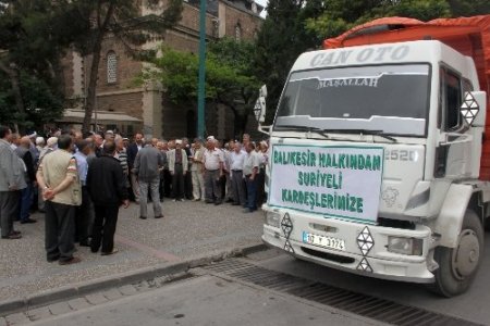 İHH'dan iç savaşın yaşandığı Suriye'ye üçüncü yardım TIR'ı
