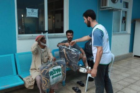 İHH’den kış öncesi Suriyelilere 3 bin battaniye