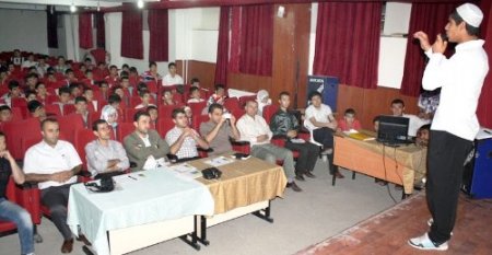 İHL öğrencileri hitabet yarışması düzenlendi