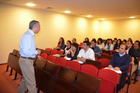 İhracatçılara raporlama tekniği eğitimi