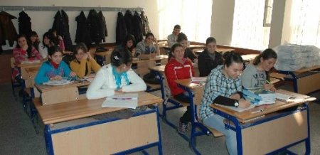 İhtiyaç Sahibi Öğrencilere Fırsat Verdiler