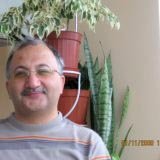 İhtiyaç sahibinin doktor ağabeyi Fuat Suzan Hakk'a yürüdü