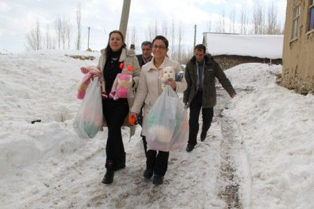 İki aile arasındaki kavgada 4 kişi öldü, geride kalanlar perişan oldu
