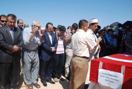 İki aylık evli şehit polis Hatay'da toprağa verildi