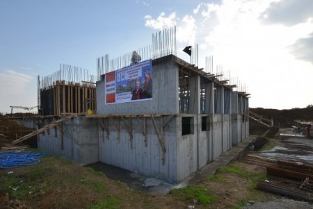 İki belediye okul yapımı için ortak protokol imzaladı