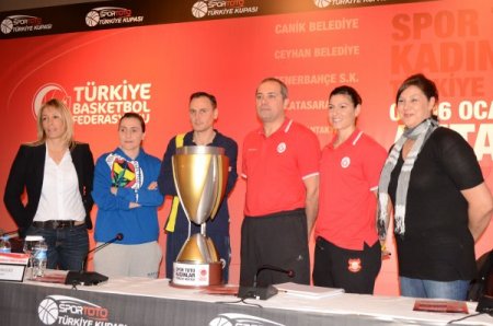 İki ezeli rakip final öncesi basına konuştu