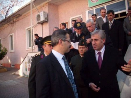 İki Gencin Kız Meselesi Yüzünden Kavgasının Türk-kürt Meselesi Haline Getirilmesi Tepki Çekti