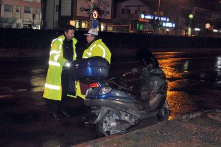 İki kardeşi motosiklet kazası ayırdı: 1 ölü, 1 yaralı
