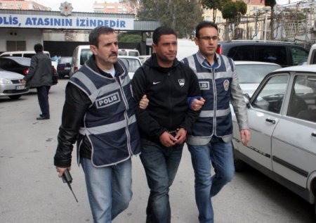 İki Kişinin Öldürüldüğü Jip Saldırısının Zanlısı Yakalandı