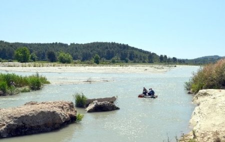 İki köyü birbirine bağlayacak köprünün temeli atıldı