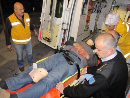 İki Otomobil Çarpıştı: 4 Yaralı