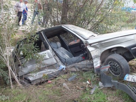 İki otomobil çarpıştı: 6 yaralı