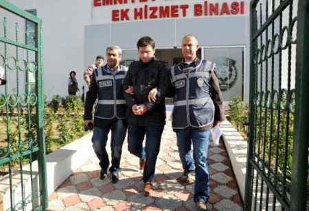 İki yıl önceki ölümlü kazanın faili kaporta parçasından yakalandı