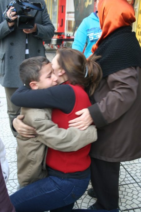 İkinci kattaki yangın apartman sakinlerini korkuttu