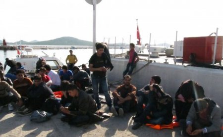 İkisi kadın 33 kaçak yakalandı