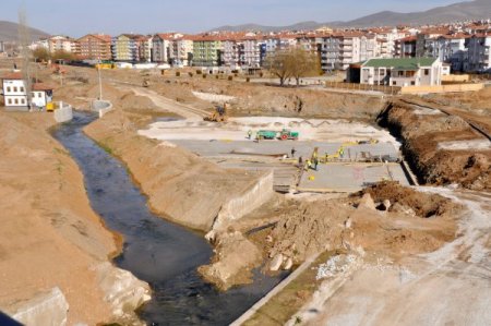 İkizarası Kent Parkı Projesi çalışmaları aralıksız sürüyor