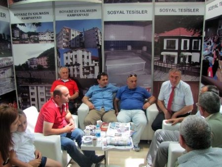 İkizce Belediyesi’nin Feshane'deki standı ziyaretçi akınına uğradı