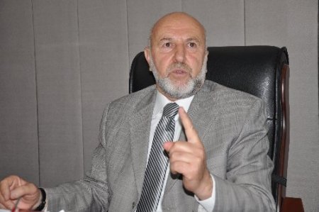 İl genel meclisinin tepki çeken İspanya gezisini vali iki kez veto etmiş