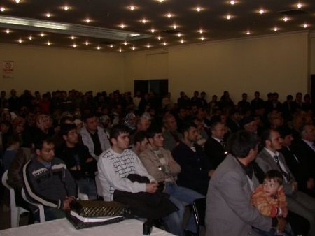 İlahiyatçı Yazar Ayyıldız: Peygamber Efendimiz (sas) Hayatı Boyunca Hiçbir Canlıyı İncitmedi, Bizler De İncitmemeliyiz
