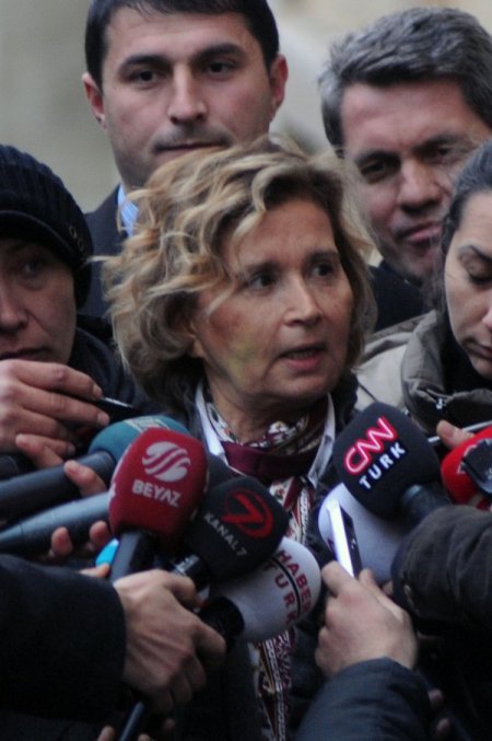 Ilıcak, Odatv'den Kendisi Hakkında Çıkan Notlarla İlgili Şikayetçi Oldu