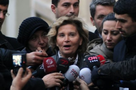 Ilıcak, Odatv'den Kendisi Hakkında Çıkan Notlarla İlgili Şikayetçi Oldu