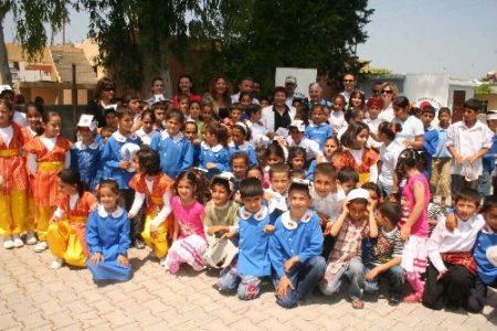 İlk Kez İzledikleri Tiyatroyu Yazıya Döktüler, Jüriyi Ağlattılar