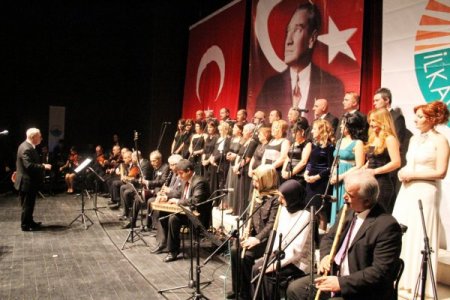 İlkadım TSM korosundan muhteşem konser