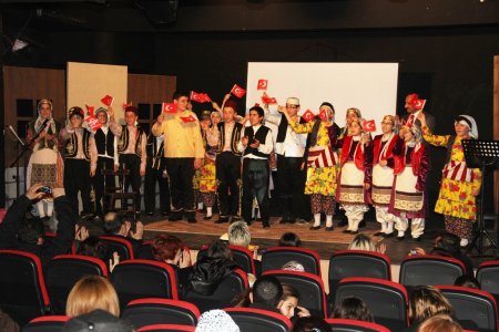 İlkadım'da Çanakkale ruhu salonu doldurdu