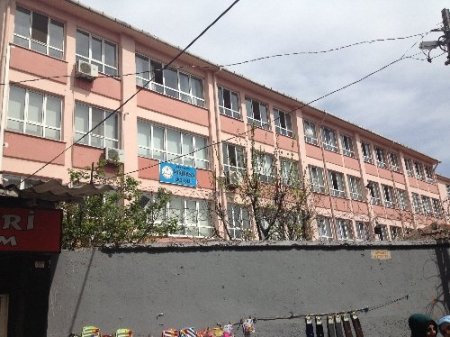 İlköğretim öğrencileri bıçağa sarıldı (Özel)