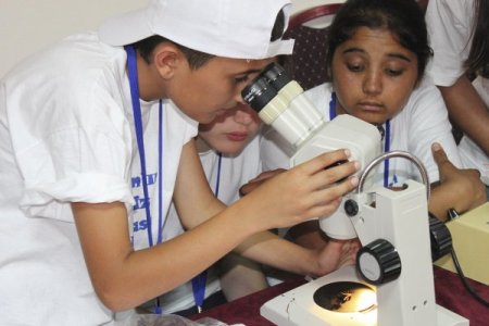 İlköğretim Öğrencileri Bölgede Yaşayan Bitki Ve Hayvanları İnceleyerek Öğrendi