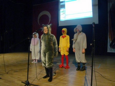 İlköğretim Öğrencilerinden İngilizce Etkinliği