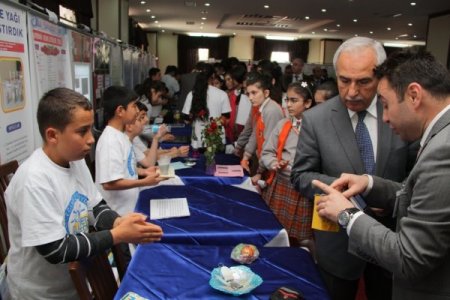 İlköğretim Öğrencilerinin Projeleri Görücüye Çıktı