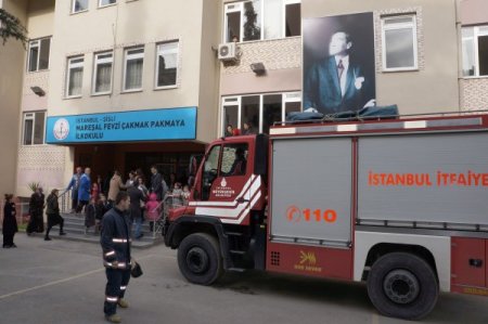 İlkokulda korkutan yangın