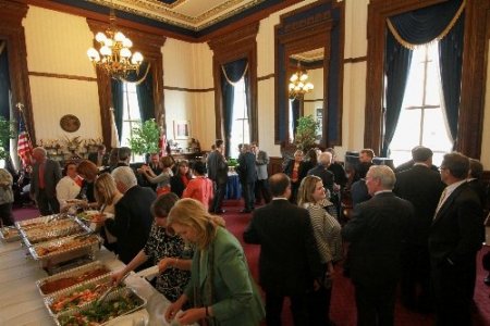 Illinois Eyalet Meclisi'nde Türkiye ve Türk cumhuriyetleri tanıtıldı