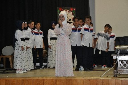 İmam hatip lisesi öğrencileri Kur’an-ı Kerim ziyafeti sundu