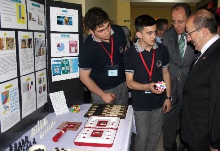 İmam hatipliler, projelerini Bilim Fuarı’nda sergiledi