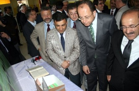 İmam hatipliler, projelerini Bilim Fuarı’nda sergiledi