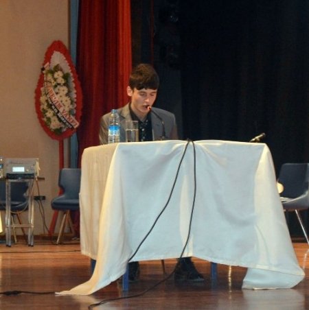 İmam hatipliler ezanı ve Kuran-ı güzel okumak için yarıştı