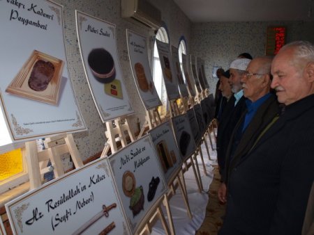 İmamın Açtığı Kutsal Emanetler Fotoğraf Sergisi Vatandaşları Memnun Etti