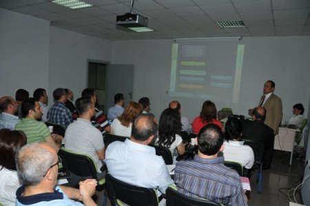 İmamlar, Aile Eğitim Merkezi'nde Doğru İletişimi Öğreniyor