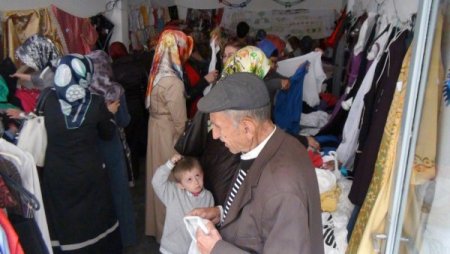 İnci-Der öğrencilerin elinden tutmaya devam ediyor