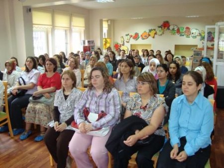 İnegöl'de Anaokulu Öğretmenlerine Hizmet İçin Eğitim Semineri Verildi