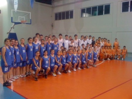 İnegölspor basketbolda zirvede