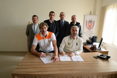 İnegölspor'a Bulgar pasör